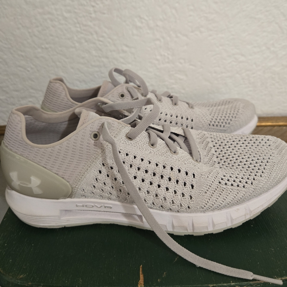 Under Armour Sneakers -SIZE 8.5